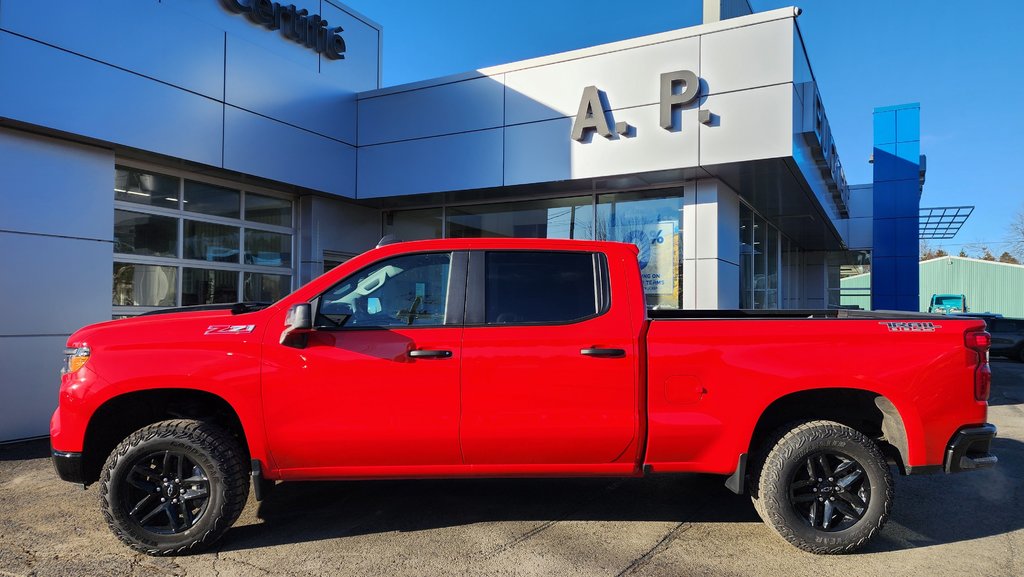 2025  Silverado 1500 Custom Trail Boss in New Richmond, Quebec - 2 - w1024h768px