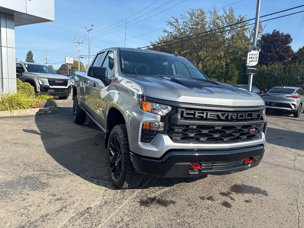 Chevrolet Silverado 1500 Custom Trail Boss 2026 à New Richmond, Québec - 11 - w1024h768px
