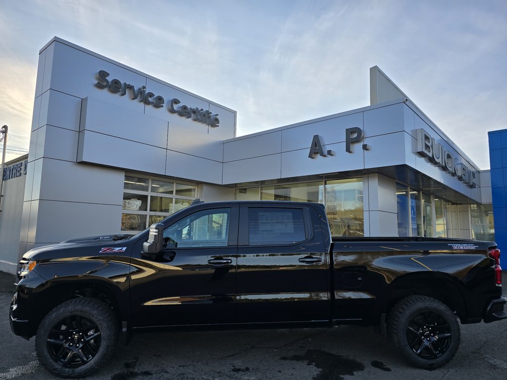 Chevrolet Silverado 1500 LT Trail Boss 2026 à New Richmond, Québec - 2 - w1024h768px