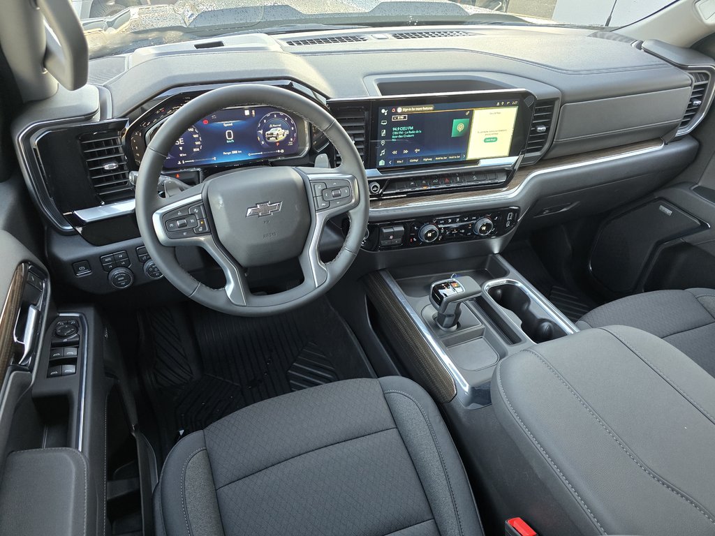 Chevrolet Silverado 1500 LT Trail Boss 2026 à New Richmond, Québec - 7 - w1024h768px