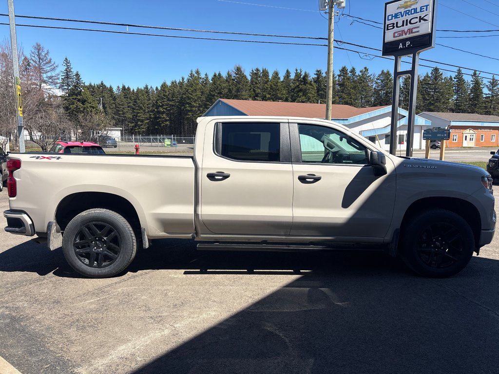 2026 Chevrolet Silverado 1500 Custom in New Richmond, Quebec - 4 - w1024h768px