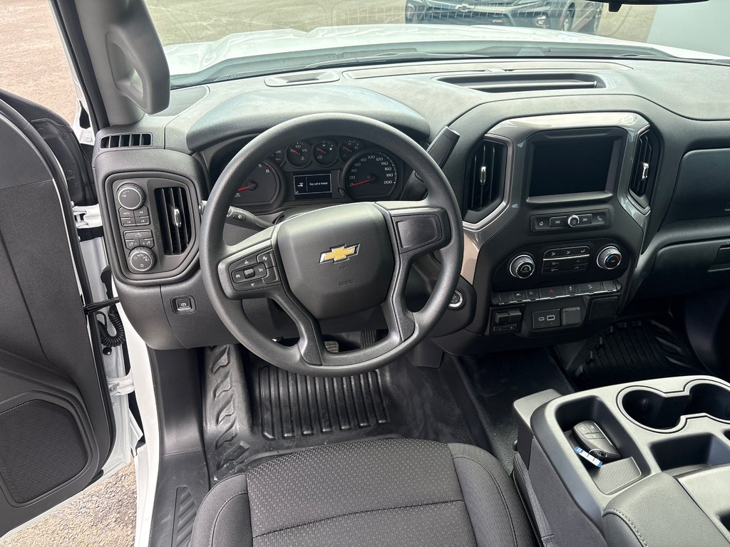 2026 Chevrolet Silverado 1500 WT in New Richmond, Quebec - 7 - w1024h768px
