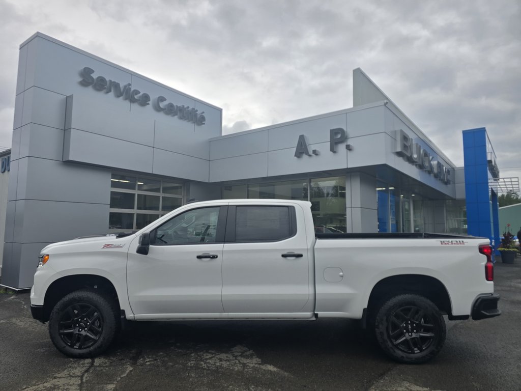 Chevrolet Silverado 1500 LT Trail Boss 2026 à New Richmond, Québec - 2 - w1024h768px