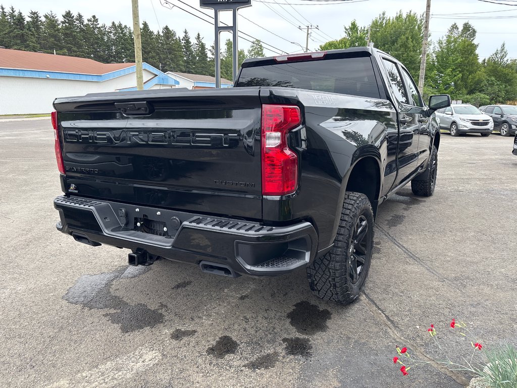 2026 Chevrolet Silverado 1500 Custom Trail Boss in New Richmond, Quebec - 3 - w1024h768px