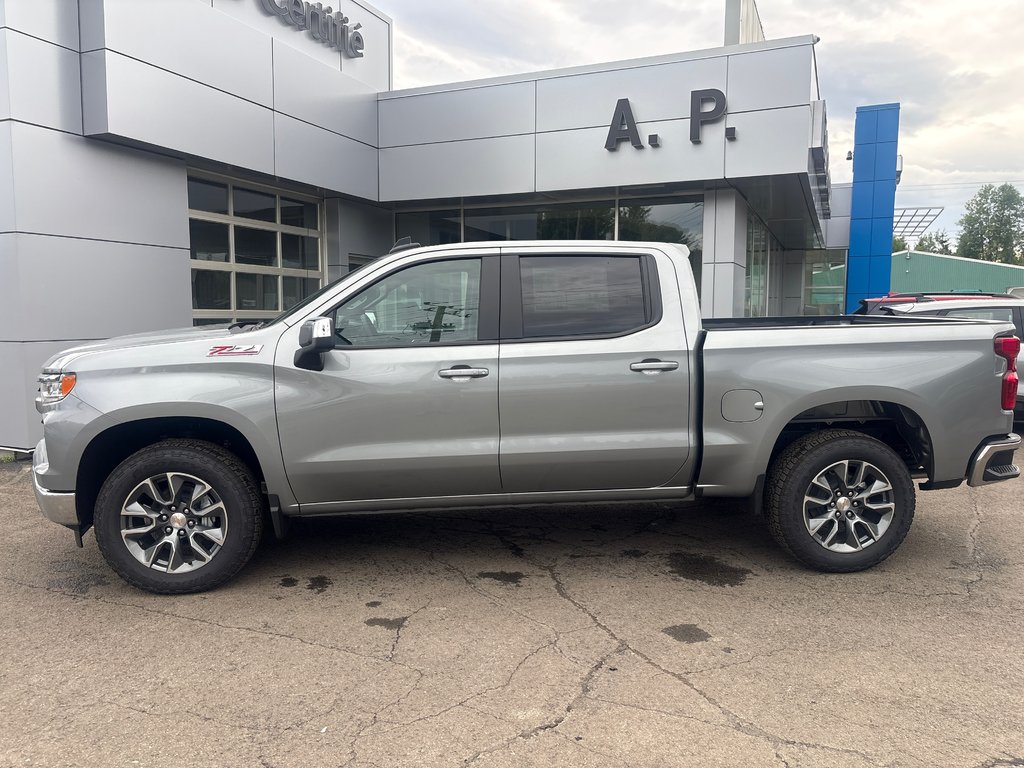 2026 Chevrolet Silverado 1500 LT in New Richmond, Quebec - 2 - w1024h768px