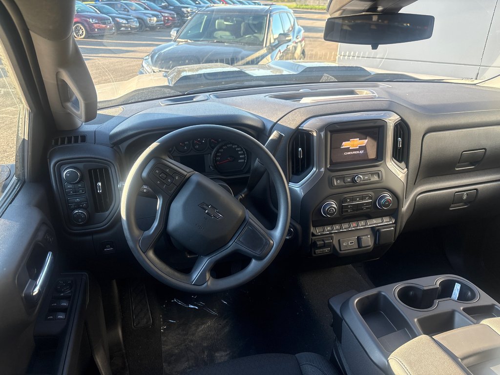 2026 Chevrolet Silverado 1500 Custom Trail Boss in New Richmond, Quebec - 7 - w1024h768px