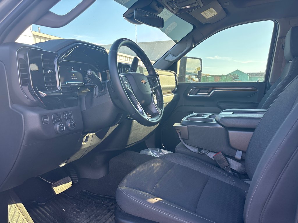 Chevrolet SILVERADO 2500 4RM W LT 2024 à New Richmond, Québec - 5 - w1024h768px