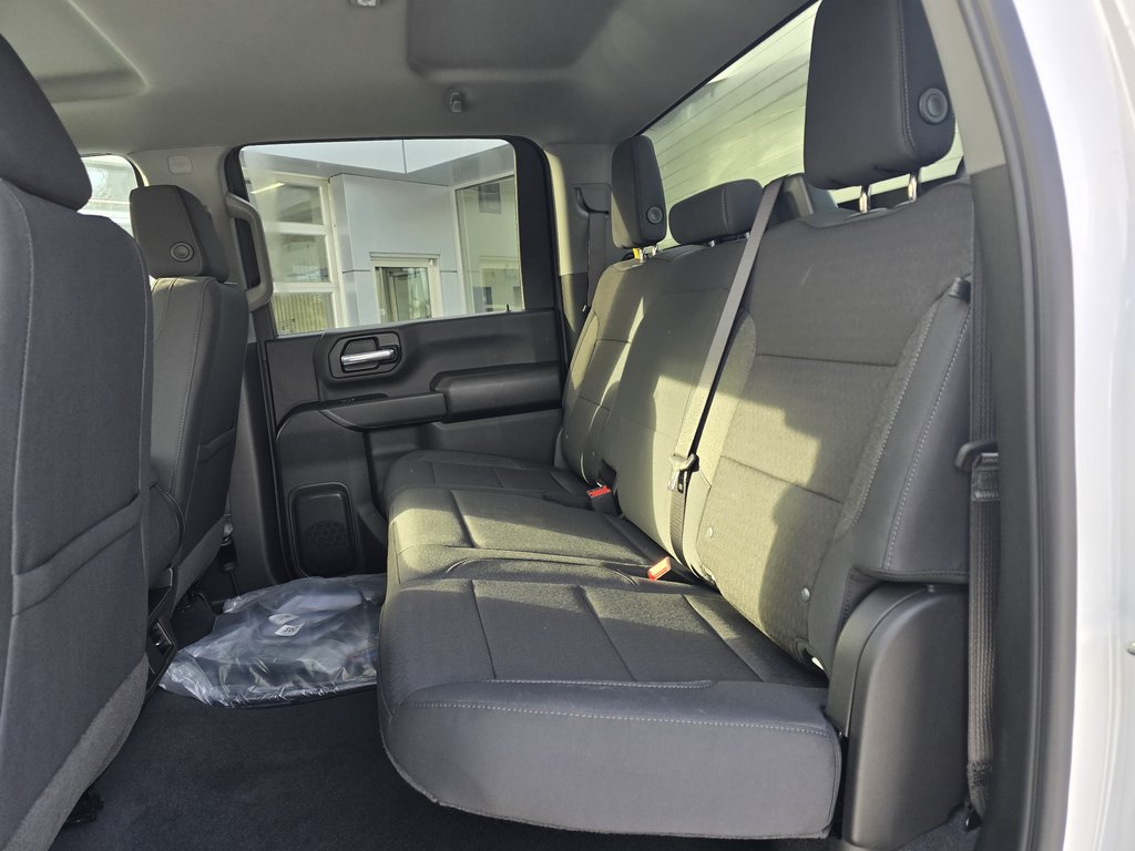 2026 Chevrolet Silverado 2500 HD CUSTOM in New Richmond, Quebec - 6 - w1024h768px