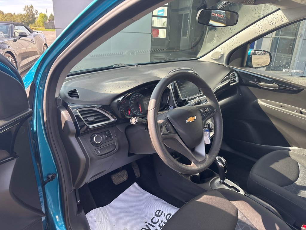 2020 Chevrolet Spark LT in New Richmond, Quebec - 6 - w1024h768px