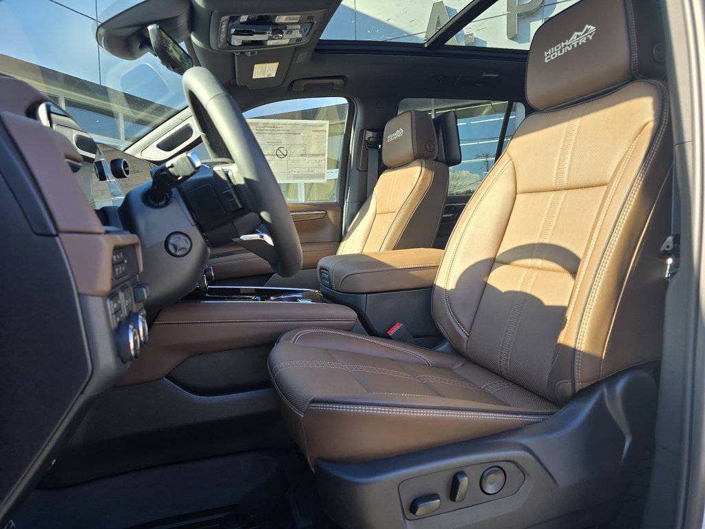 Chevrolet Tahoe High Country 2026 à New Richmond, Québec - 11 - w1024h768px