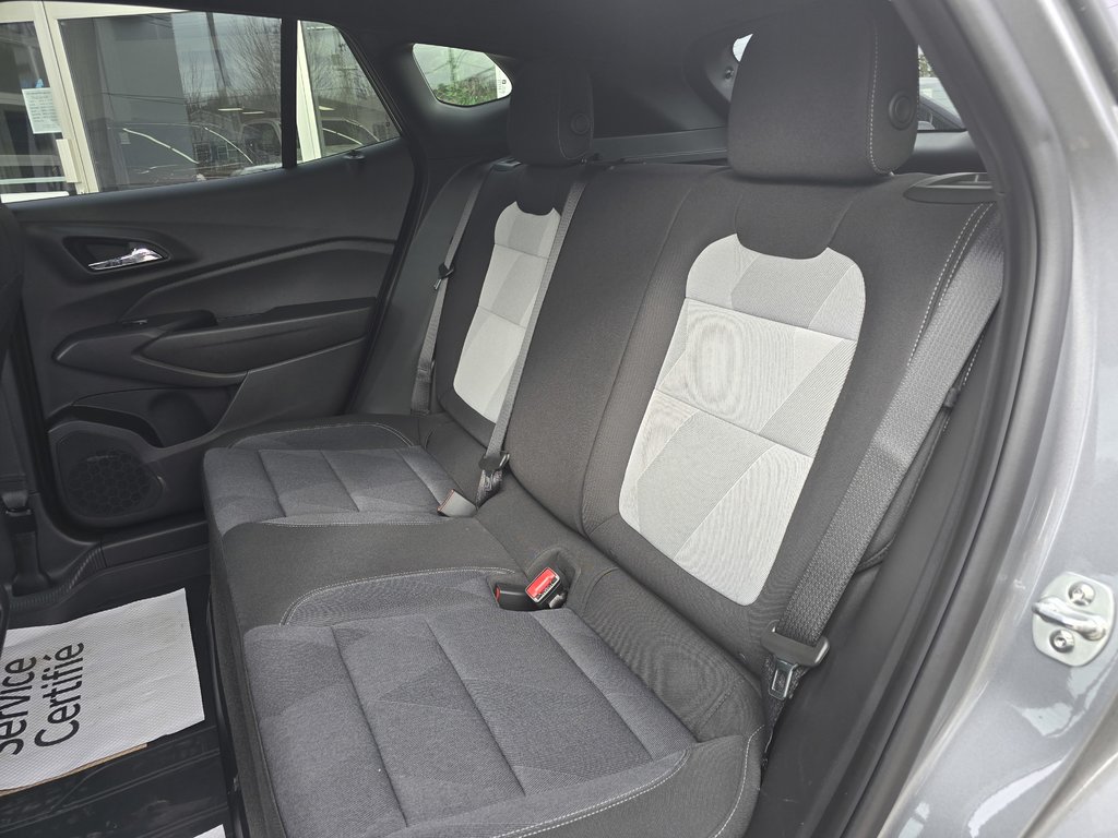 2025 Chevrolet TRAX FWD 1RS (1RS) 1RS in New Richmond, Quebec - 7 - w1024h768px
