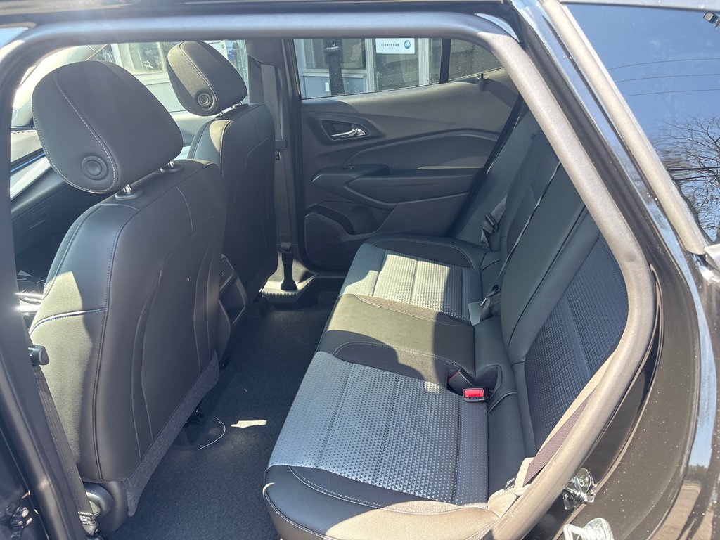 2025 Chevrolet Trax LT in New Richmond, Quebec - 9 - w1024h768px