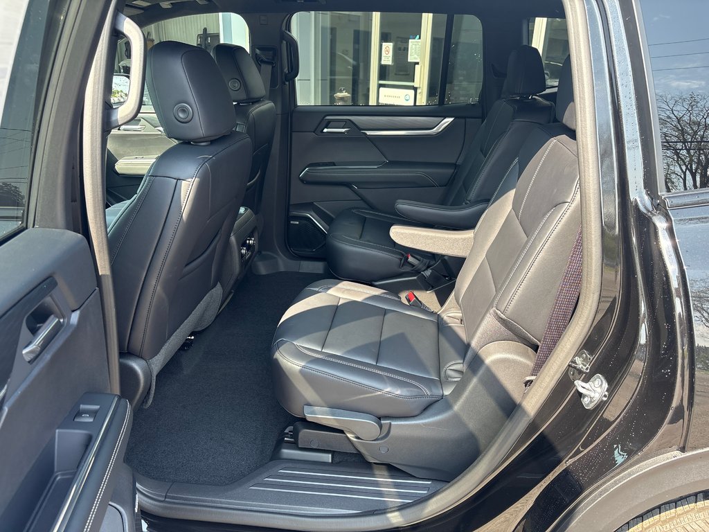 2025 GMC Acadia ELEVATION in New Richmond, Quebec - 8 - w1024h768px