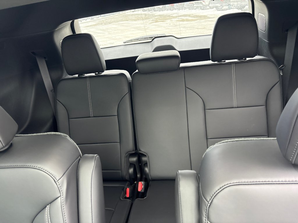 2026 GMC Acadia ELEVATION in New Richmond, Quebec - 9 - w1024h768px