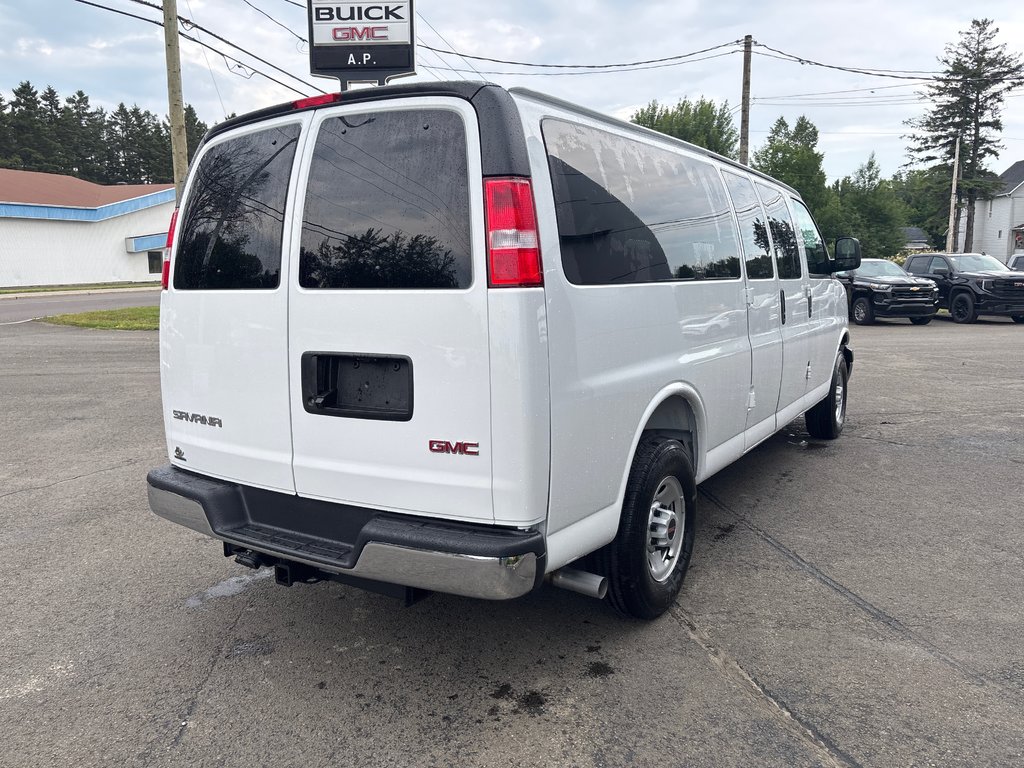 2025 GMC Savana Passenger 3500 LS 155'' in New Richmond, Quebec - 3 - w1024h768px