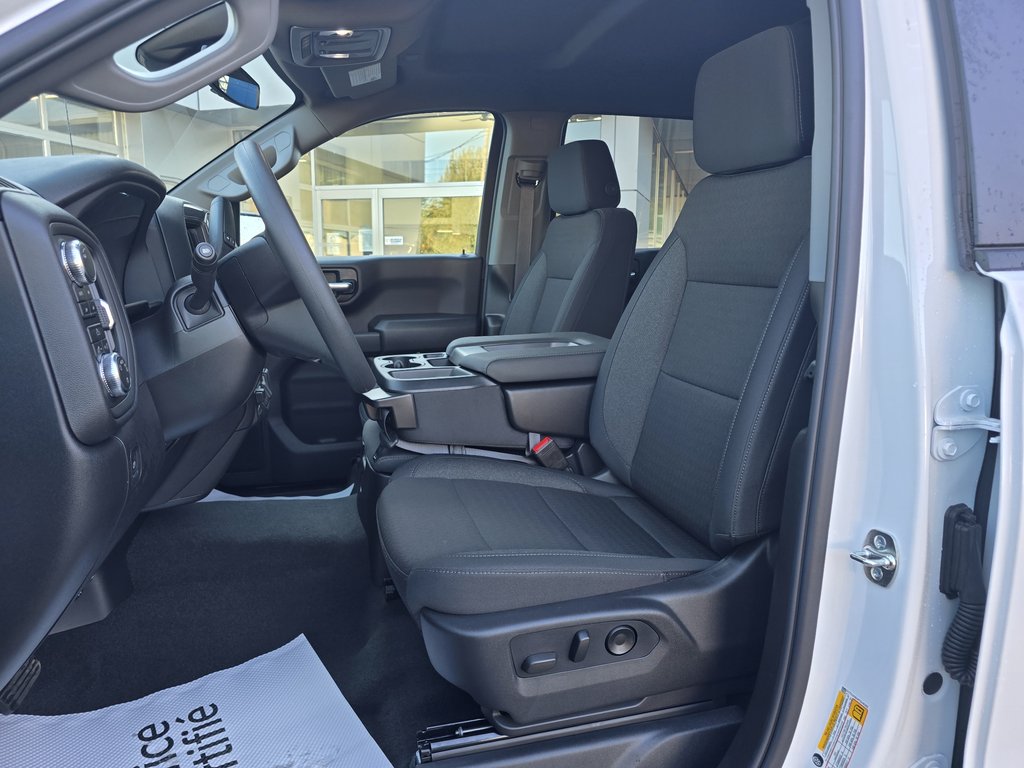 2026 GMC Sierra 1500 PRO in New Richmond, Quebec - 8 - w1024h768px
