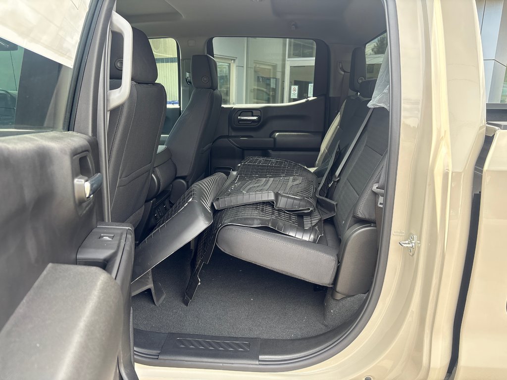 2026 GMC Sierra 1500 PRO in New Richmond, Quebec - 8 - w1024h768px