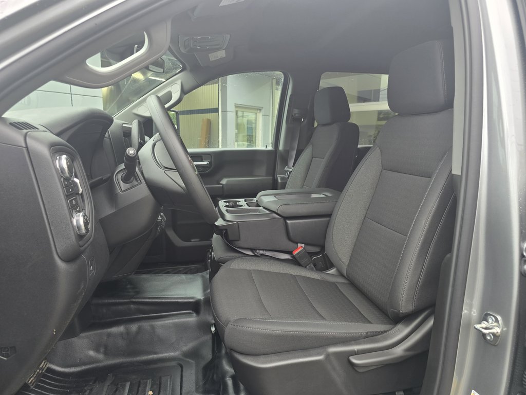GMC Sierra 2500 HD PRO 2026 à New Richmond, Québec - 7 - w1024h768px