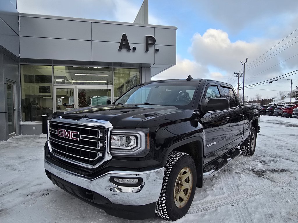 2018 GMC SIERRA SLE in New Richmond, Quebec - 1 - w1024h768px