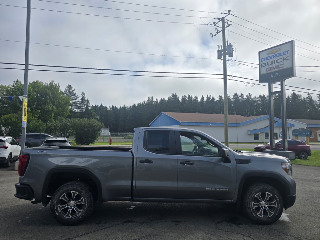 GMC SIERRA  2021 à New Richmond, Québec - 3 - w1024h768px