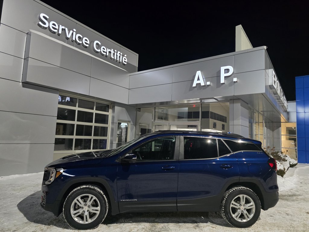 2022 GMC TERRAIN SLE-1 AWD SLE in New Richmond, Quebec - 2 - w1024h768px