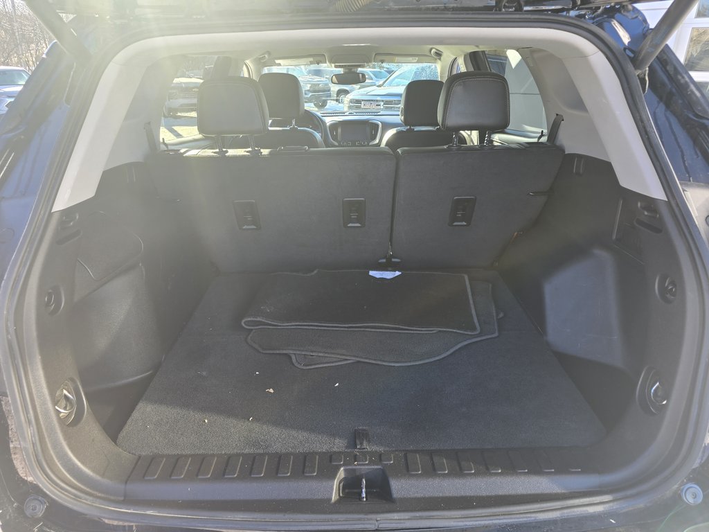 GMC Terrain AWD SLT 2024 à New Richmond, Québec - 6 - w1024h768px