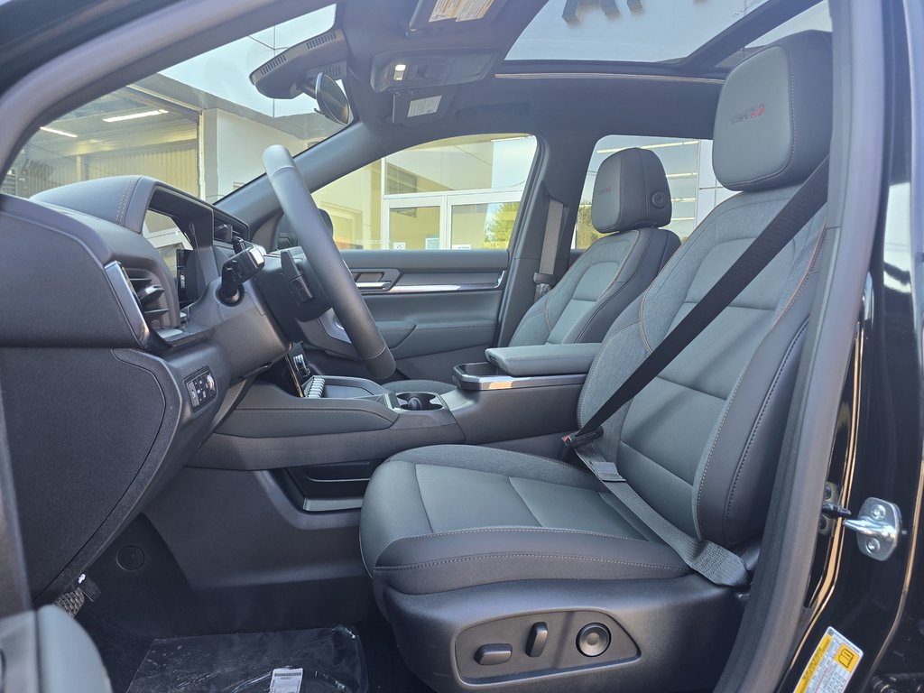 2027 GMC Terrain AT4 in New Richmond, Quebec - 15 - w1024h768px