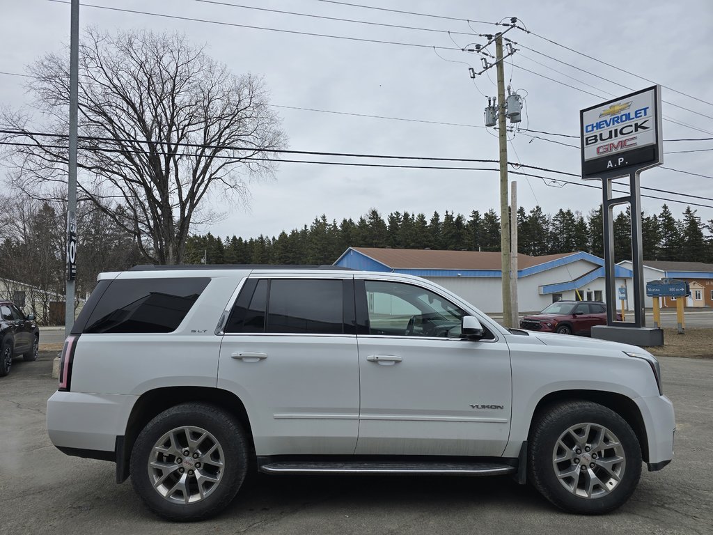 GMC Yukon SLT 2016 à New Richmond, Québec - 3 - w1024h768px