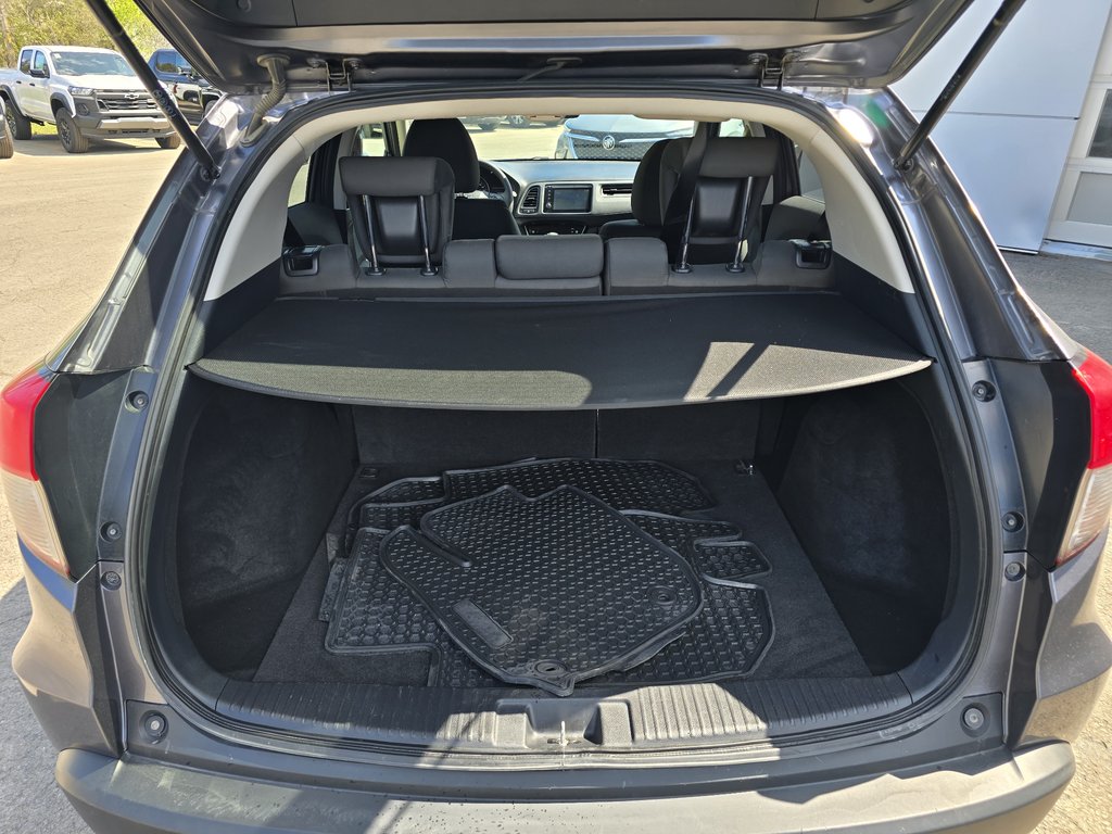 Honda HRV LX 2019 à New Richmond, Québec - 6 - w1024h768px