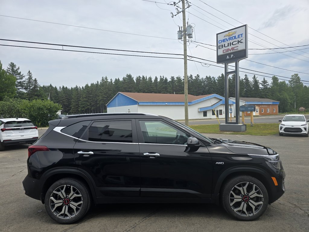2023 Kia SELTOS SX Turbo in New Richmond, Quebec - 4 - w1024h768px