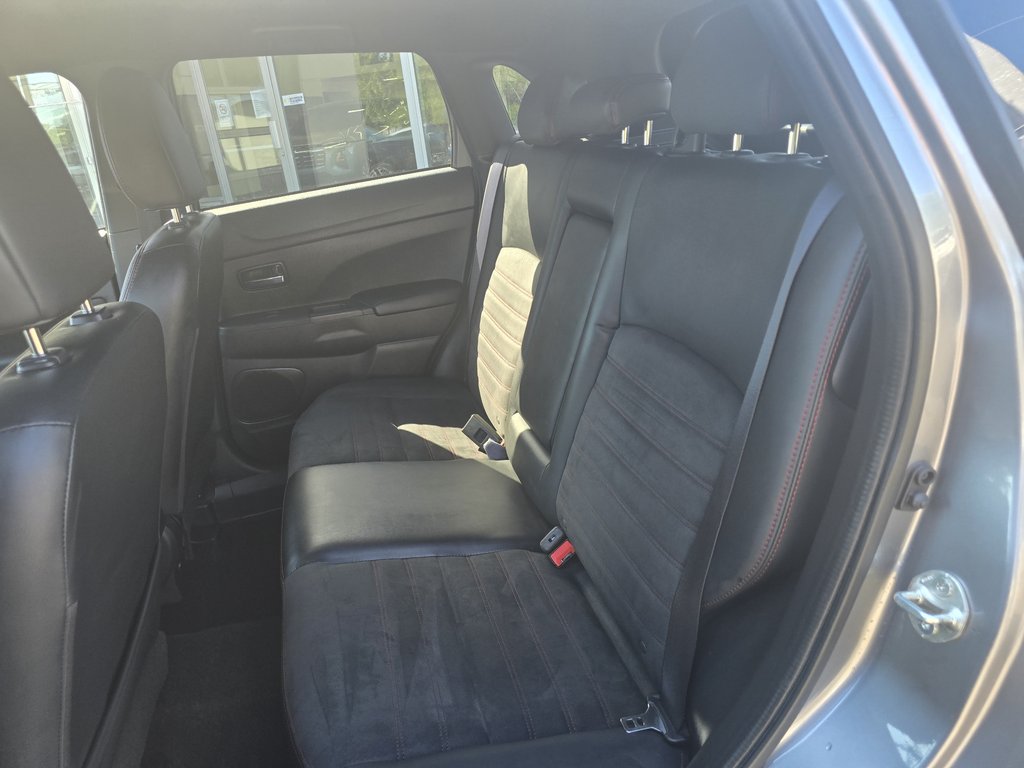 2020 Mitsubishi RVR in New Richmond, Quebec - 7 - w1024h768px