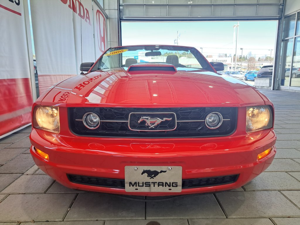 Mustang  2006 à Saint-Georges, Québec - 3 - w1024h768px