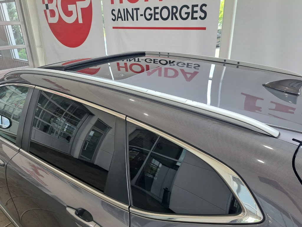 2021  CR-V TOURING in Saint-Georges, Quebec - 14 - w1024h768px