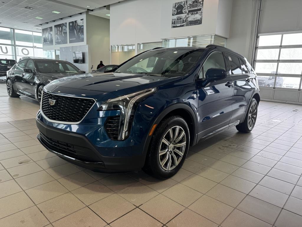 2019  XT4 AWD Sport in Laval, Quebec - 1 - w1024h768px