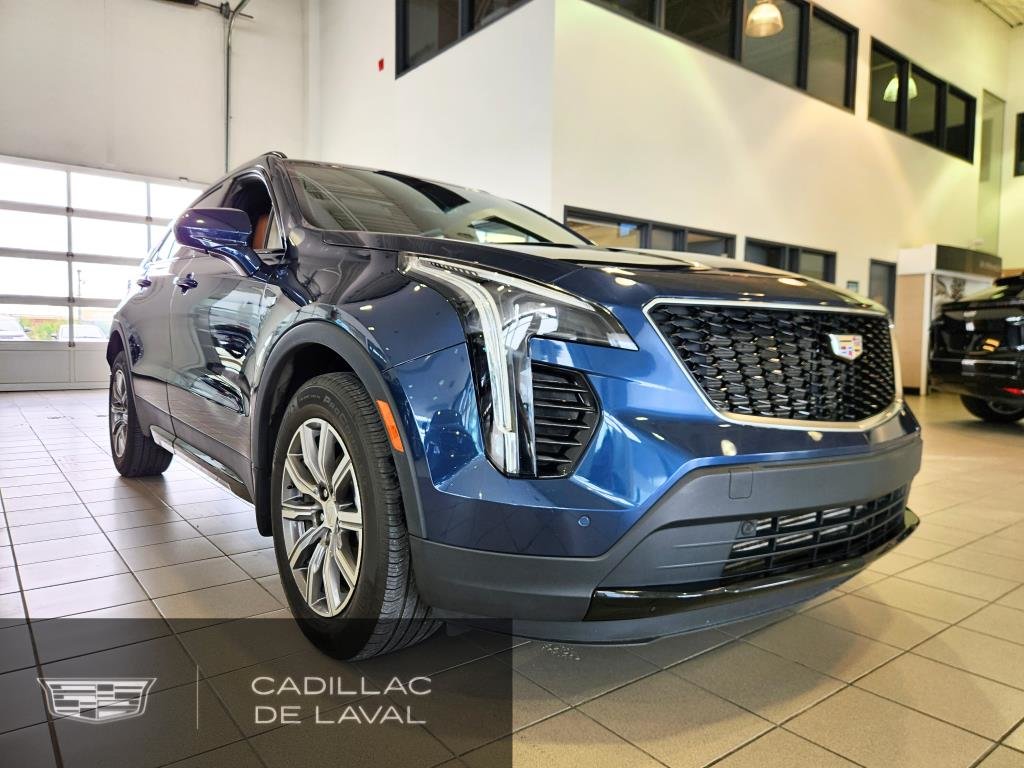 2020  XT4 AWD Sport/Toit-Cuir Véritable-Navigation-Bose13 HP in Laval, Quebec - 1 - w1024h768px