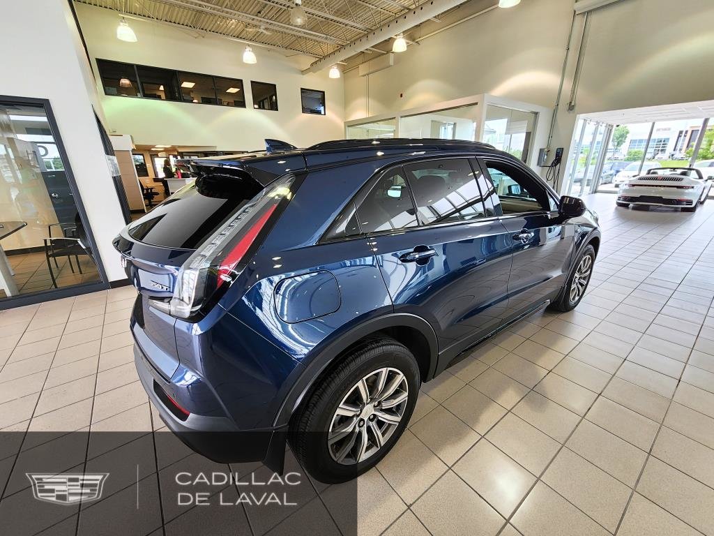 2020  XT4 AWD Sport/Toit-Cuir Véritable-Navigation-Bose13 HP in Laval, Quebec - 11 - w1024h768px