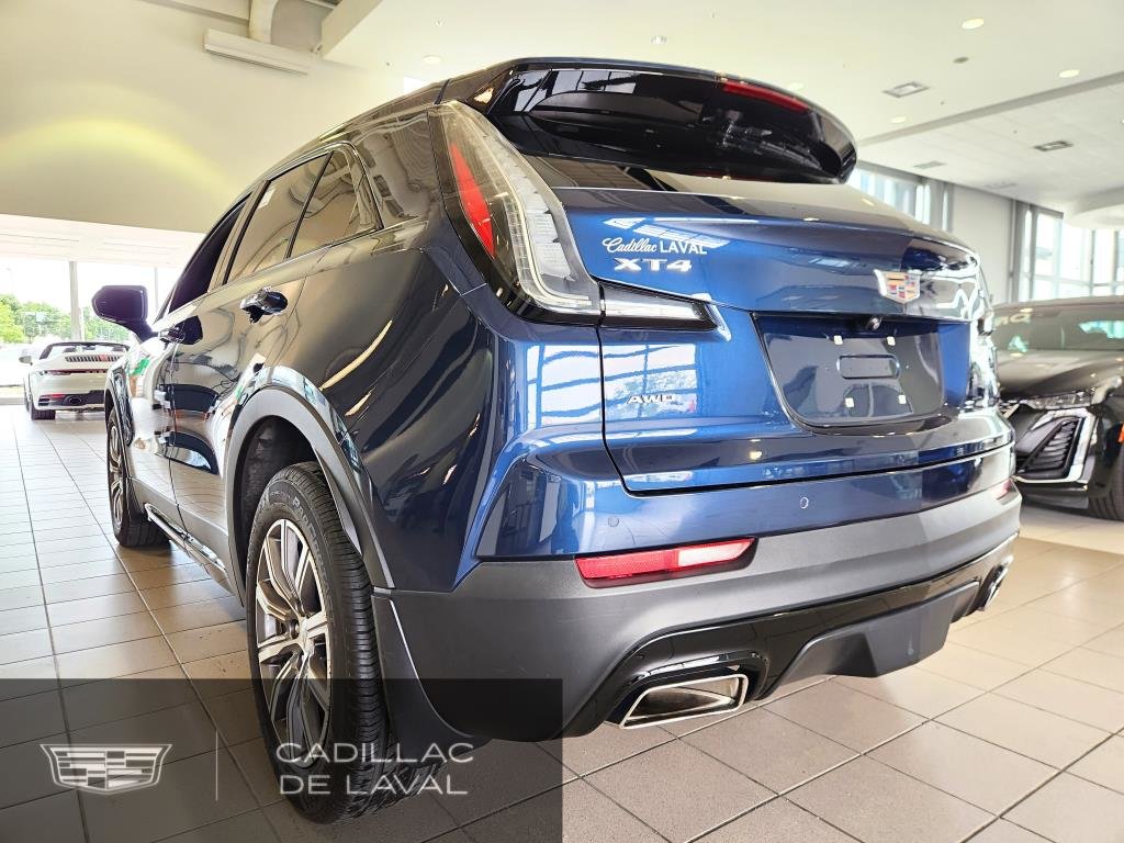 2020  XT4 AWD Sport/Toit-Cuir Véritable-Navigation-Bose13 HP in Laval, Quebec - 6 - w1024h768px