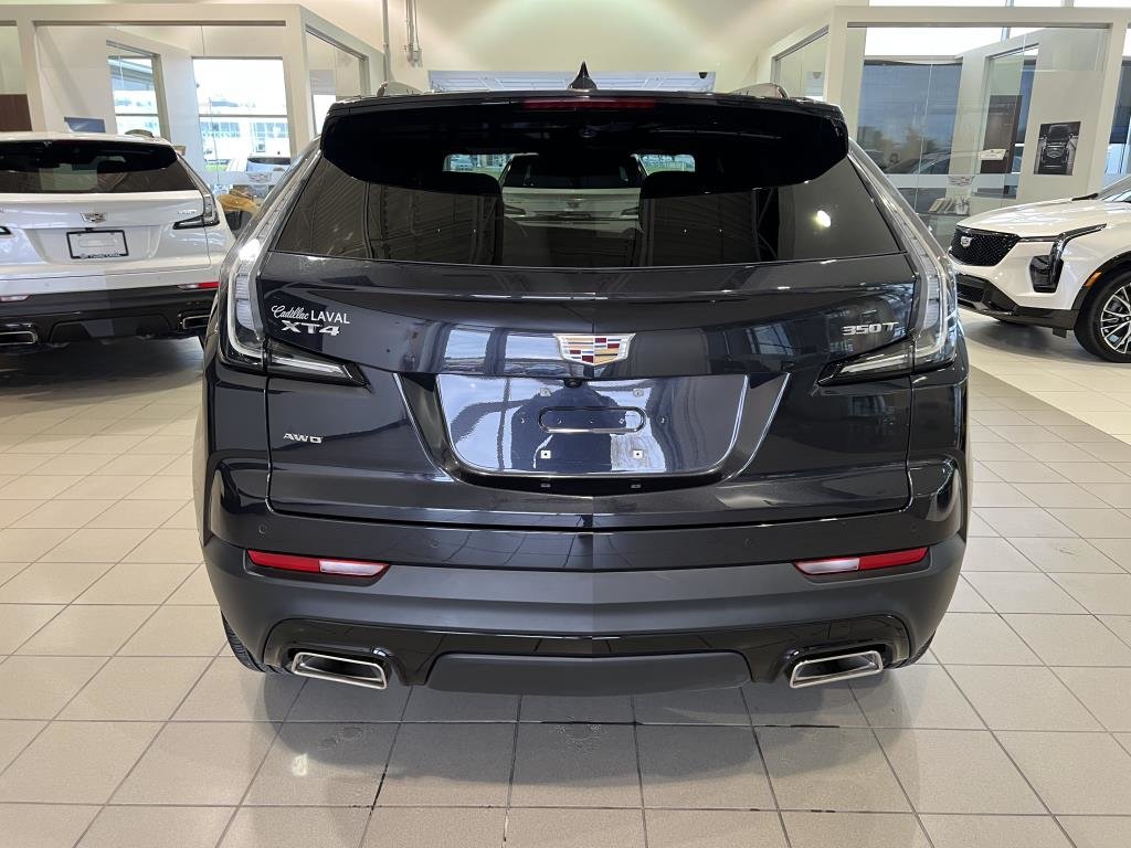 2023  XT4 Sport AWD 2.0T Toit Panoramique in Laval, Quebec - 16 - w1024h768px