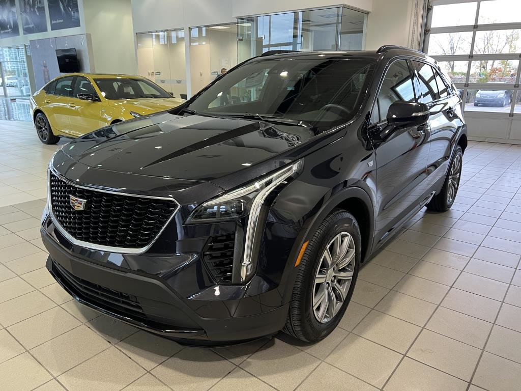 2023  XT4 Sport AWD 2.0T Toit Panoramique in Laval, Quebec - 1 - w1024h768px
