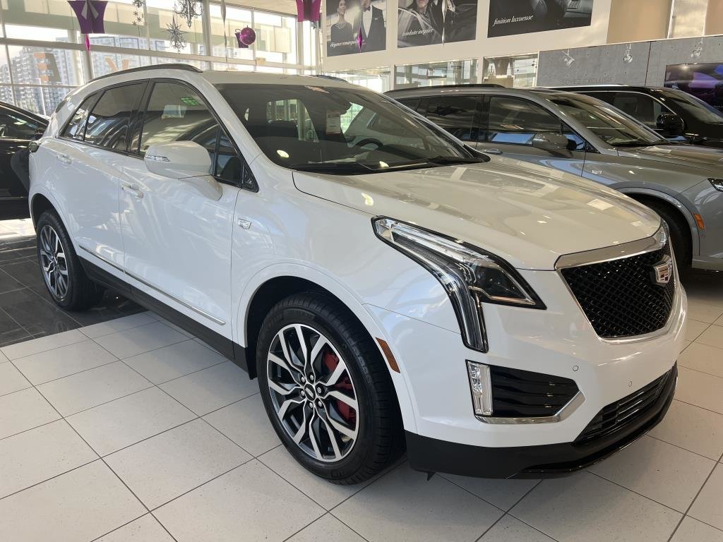 2024  XT5 Sport in Laval, Quebec - 3 - w1024h768px