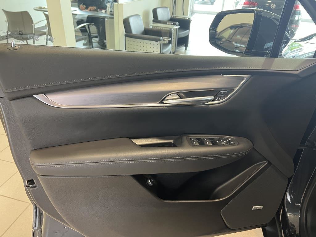 2022  XT5 AWD Luxury 2.0T Apple Carplay/Android, BOSE in Laval, Quebec - 9 - w1024h768px