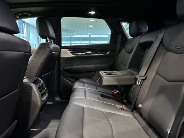 XT5 AWD Premium Luxury 2.0T Toit Panoramique 2023 à Laval, Québec - 15 - w1024h768px