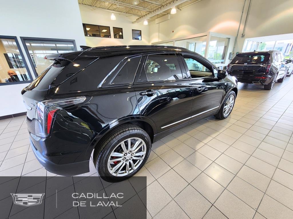 XT5 AWD Sport 2023 à Laval, Québec - 10 - w1024h768px