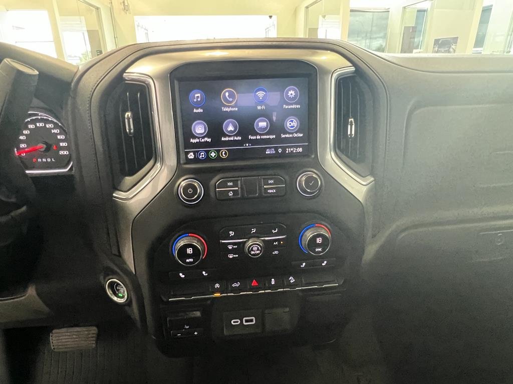 2020  Silverado 1500 RST/Z71 4WD Double Cab V8 Boite 6.5/6 Places in Laval, Quebec - 16 - w1024h768px