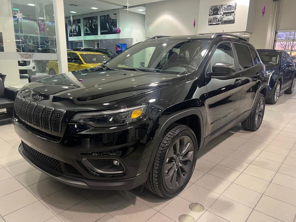 2021  CHEROKEE NORTH AWD V6 3.2 Litre Intérieur Cuir Navigation Toit Pano in Laval, Quebec - 1 - w1024h768px