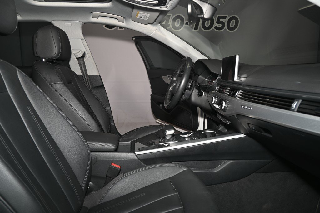 2018 Audi A4 Sedan in Montreal, Quebec - 11 - w1024h768px