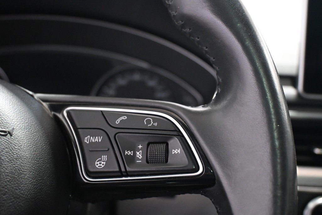 2018 Audi A4 Sedan in Montreal, Quebec - 17 - w1024h768px