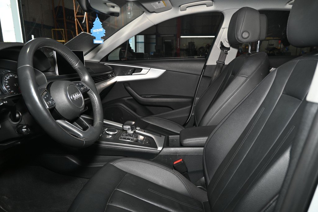 2018 Audi A4 Sedan in Montreal, Quebec - 9 - w1024h768px