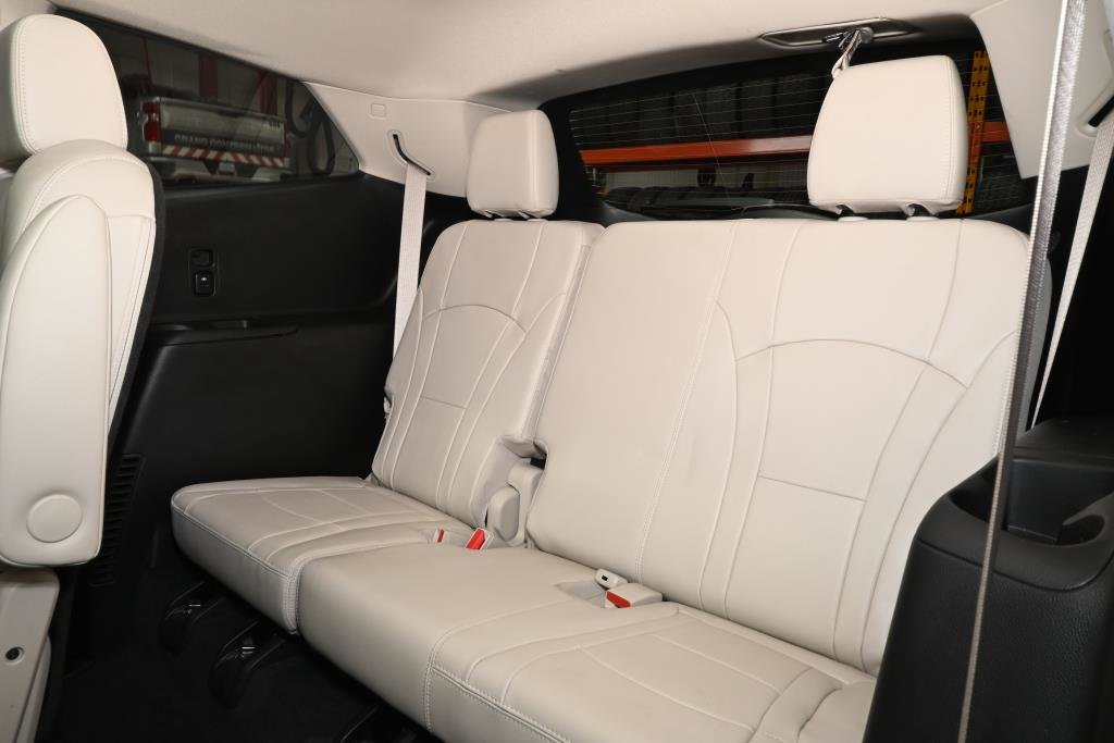 Buick Enclave  2023 à Montréal, Québec - 9 - w1024h768px