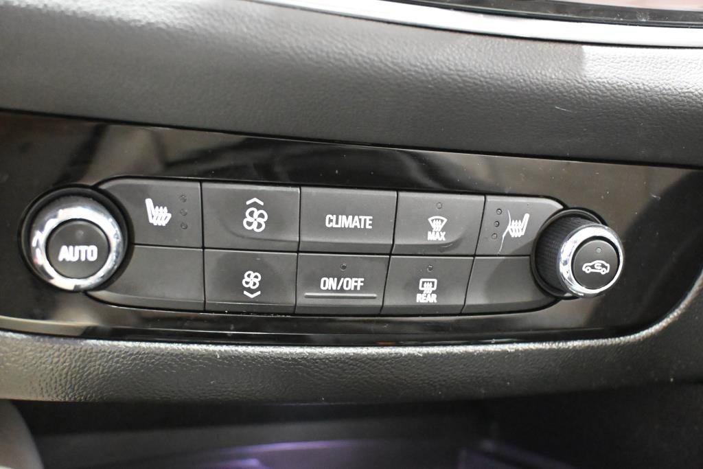 Buick Enclave  2023 à Montréal, Québec - 14 - w1024h768px